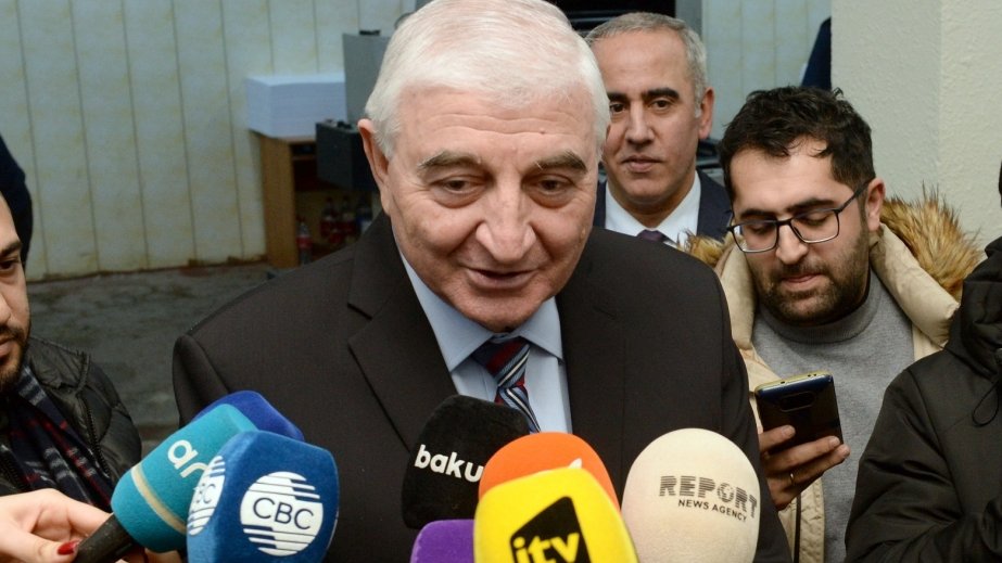 Məzahir Pənahov: Seçkilərə üç gün qalanadək bülletenlər məntəqə seçki komissiyalarına təqdim olunmalıdır