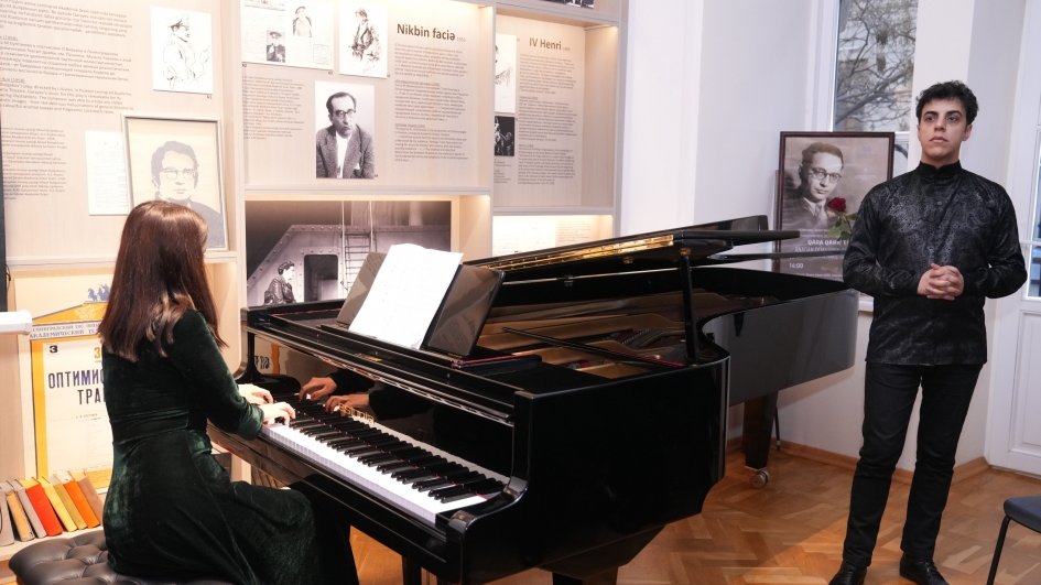 Qara Qarayevin xatirəsi onun adını daşıyan ev-muzeyində anılıb