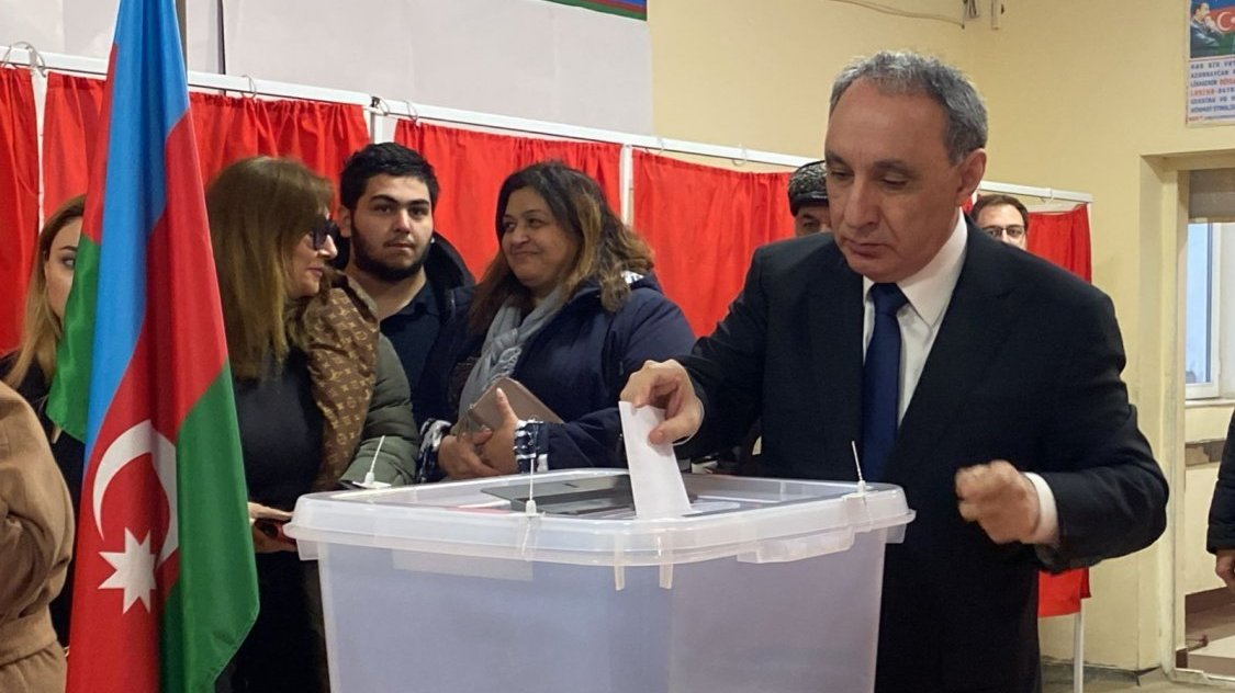 Baş prokuror Kamran Əliyev səs verdi