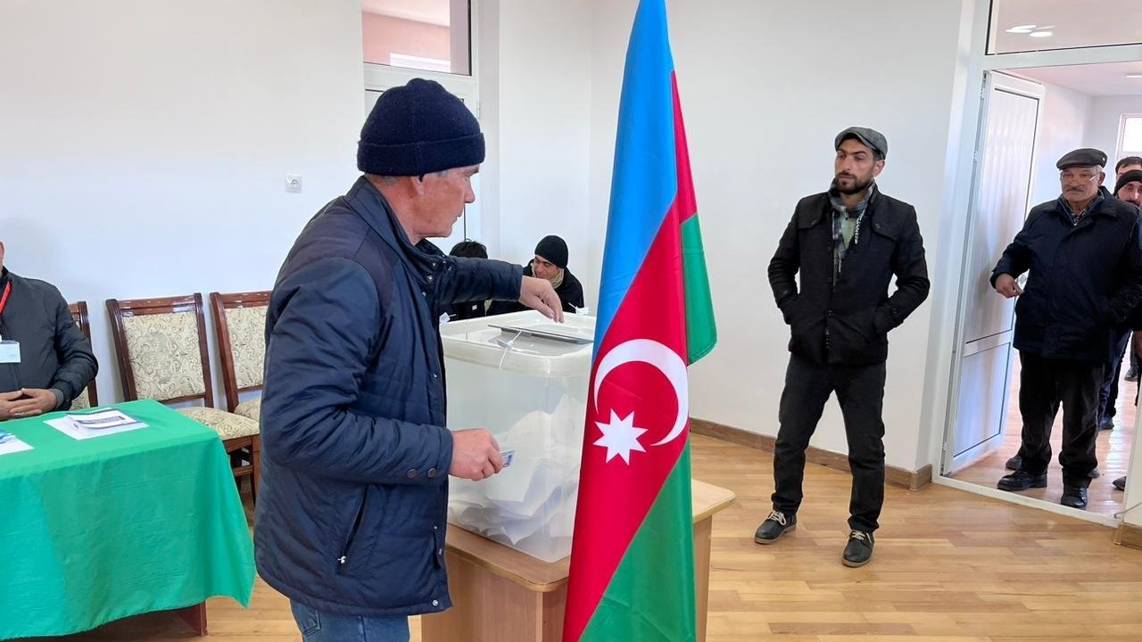 Əsgəranda seçici fəallığı yüksək səviyyədədir (FOTO)