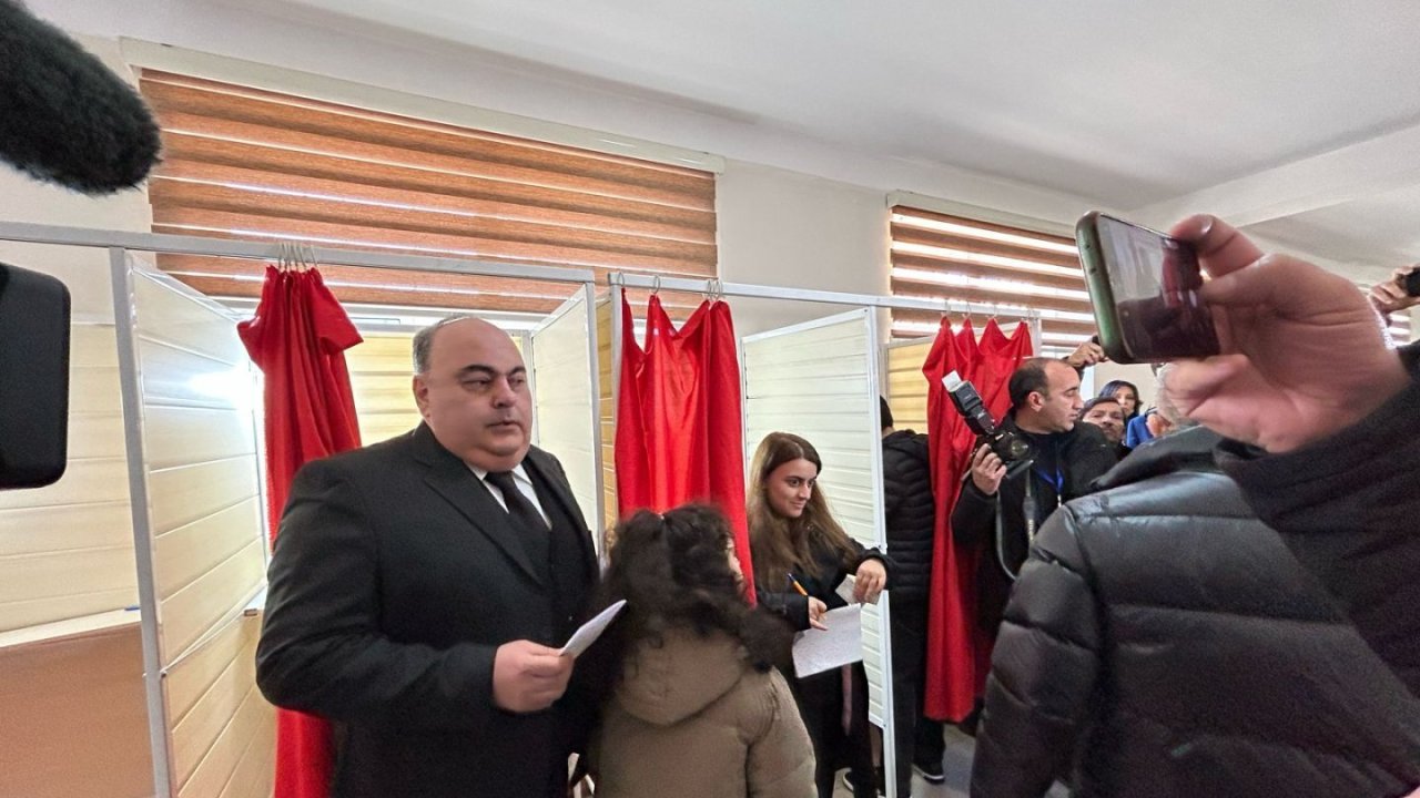 Fuad Əliyev səs verdi