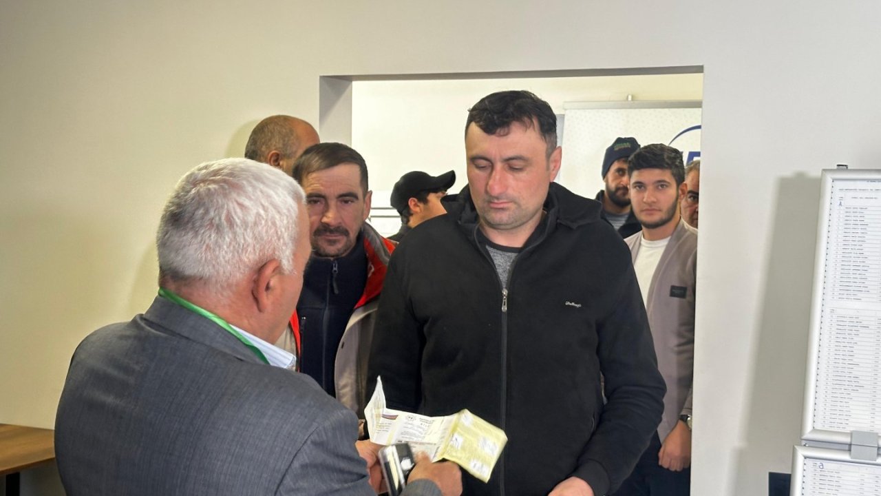 Naxçıvanda saat 17:00-dək seçici fəallığı 72.74 faiz olub