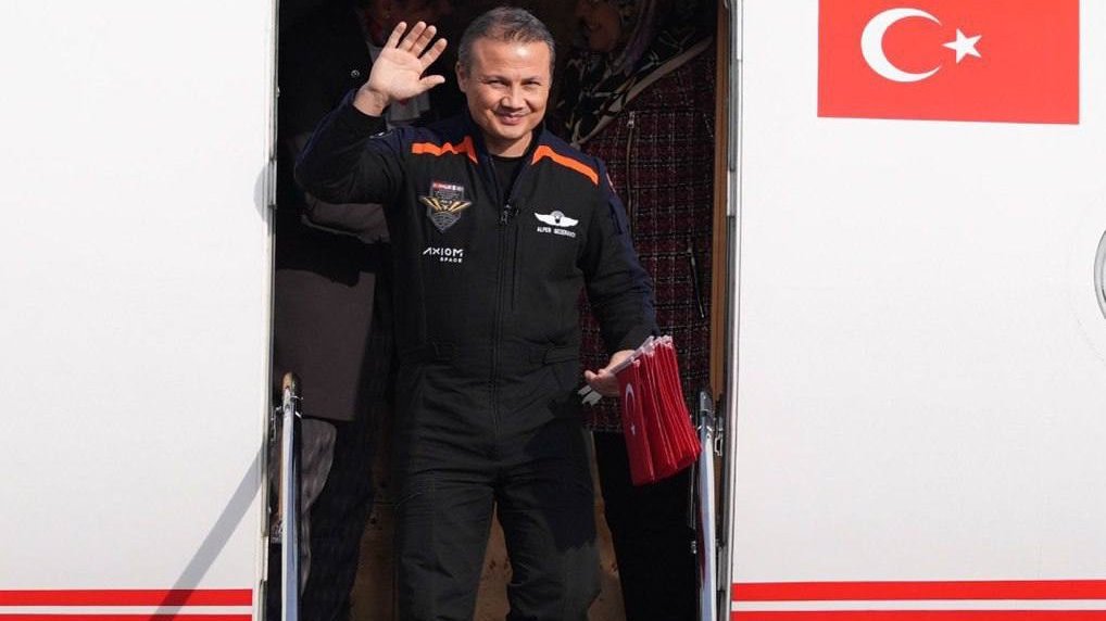 Alper Gezeravcı yurda döndü: Yaptığımız bir uzay seyahati değildi