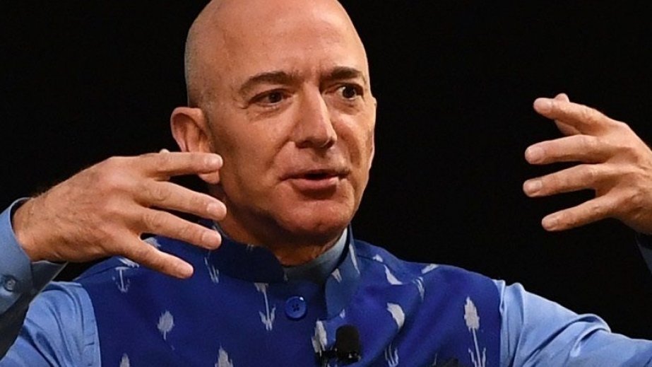 Ceff Bezos “Amazon”un 2 milyard dollar dəyərində səhmlərini satıb