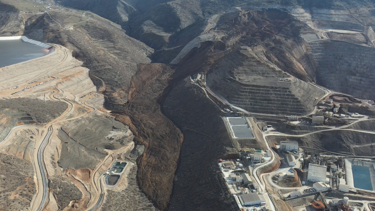 'Altın madeninde 'liç yığını' aşımı felaketi getirdi'