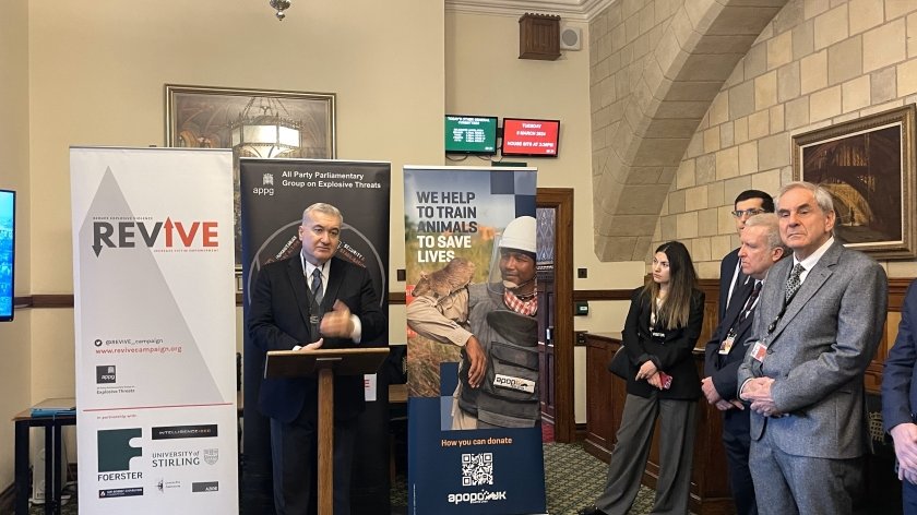 Azərbaycanın üzləşdiyi mina təhlükəsi Britaniya parlamentində