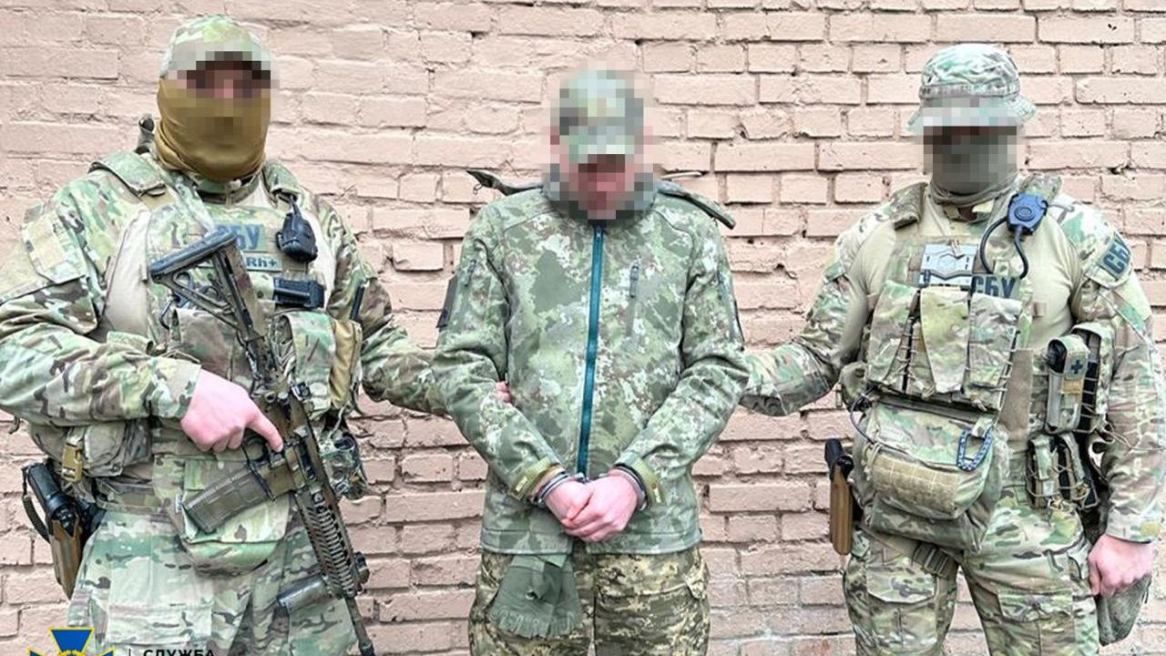 Russian agent caught while escaping from Ukraine