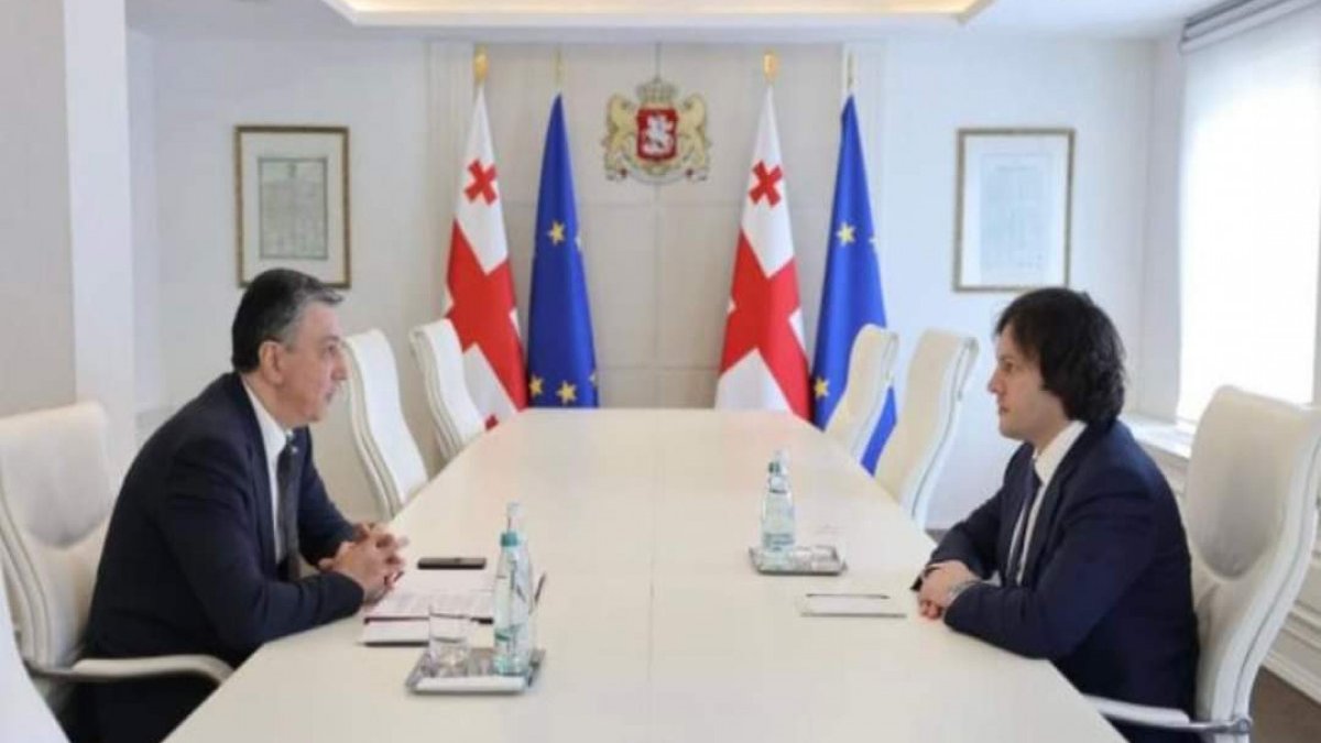 Gürcüstanın baş naziri azərbaycanlı səfirlə strateji layihələri müzakirə edib