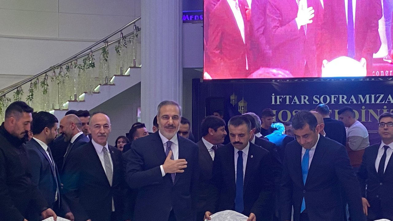 Bakan Fidan: Türkiye, onurlu ülkeleri katliama karşı durmaya davet ediyor