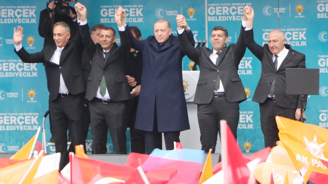 Erdoğan: Irkçılık, ayrımcılık söylemlerine seslerini çıkarmayanlar sizin hakkınızı mı savunacak