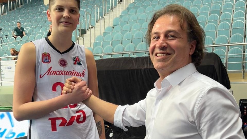 Ebrar Karakurt: Oyunumla Rusya'daki voleybolseverleri mutlu edebiliyorsam ne mutlu bana