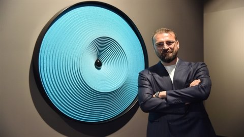 Yazı ressamı Emrah Yücel’den 'Bir Okunmayan Mesajınız Var'