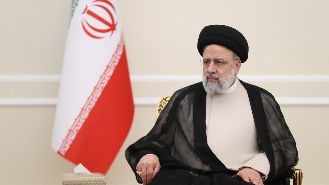 Reisi’den İsrail’in İran konsolosluğuna saldırısına tepki: Cevapsız kalmayacak