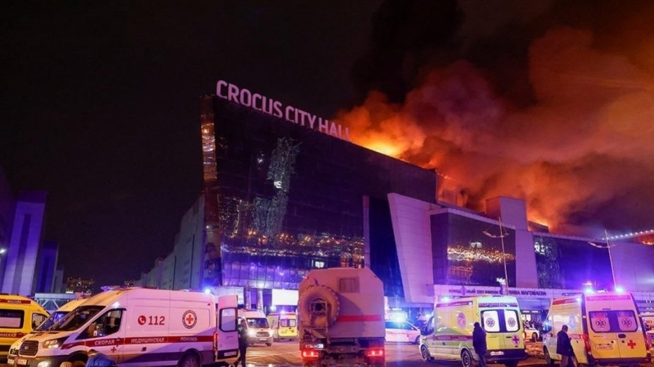 Fransa terrorçu simasını gizlədə bilmir - RƏY