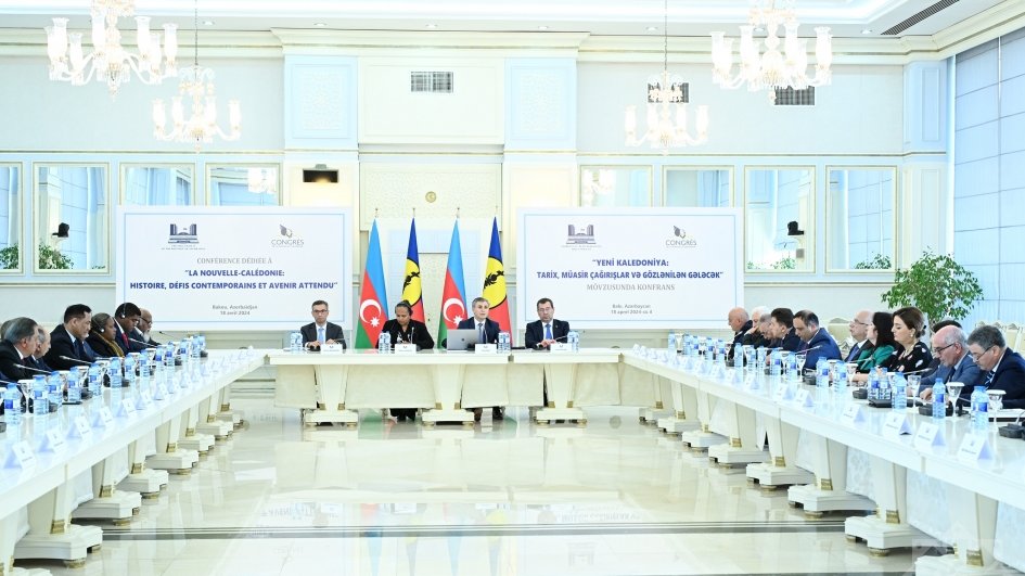 Milli Məclisdə "Yeni Kaledoniya: Tarix, müasir çağırışlar və gözlənilən gələcək" mövzusunda elmi konfrans keçirilib