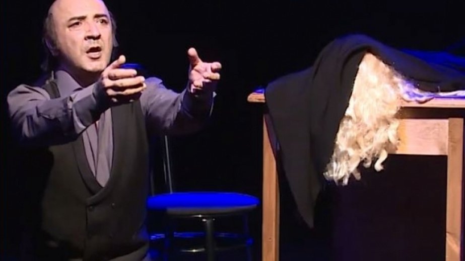 “Utancaq qız” növbəti dəfə səhnədə