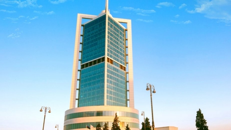 Ötən ay Dövlət Neft Fondu dollar satışını artırıb