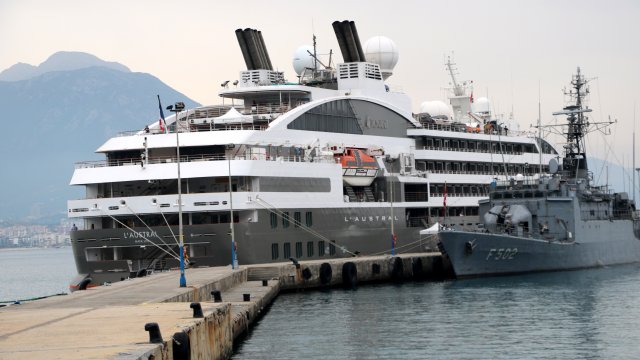 ABD'li 180 turist gemiyle Alanya'ya geldi
