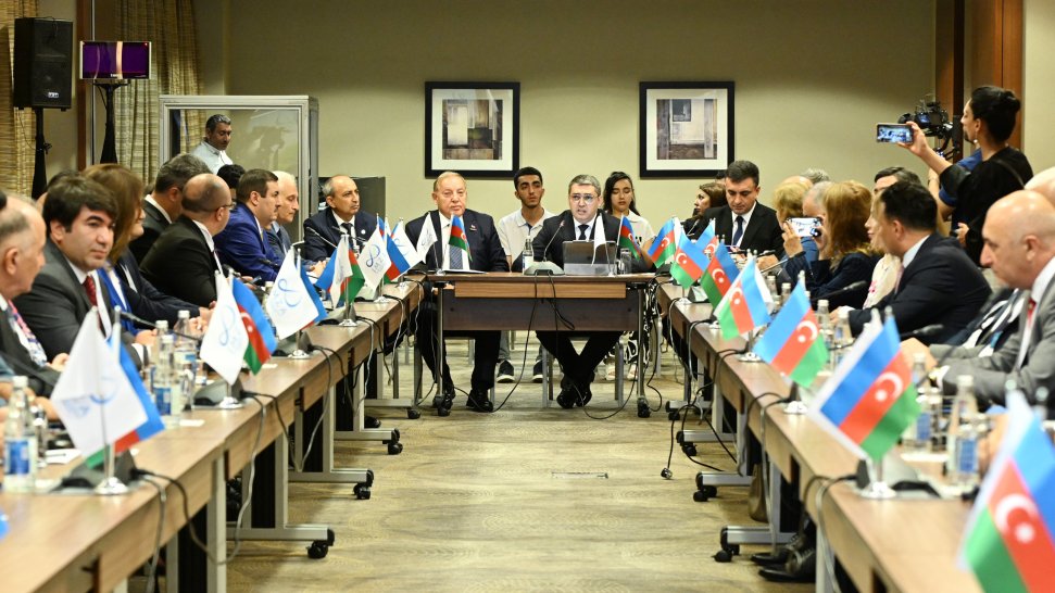 Bakıda “Qərbi Azərbaycana qayıdışın tarixi, mədəni və hüquqi əsasları” mövzusunda beynəlxalq konfrans keçirilib