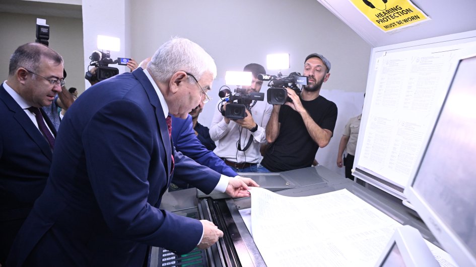 Milli Məclisə seçkilərlə əlaqədar seçki bülletenlərinin çapına başlanılıb