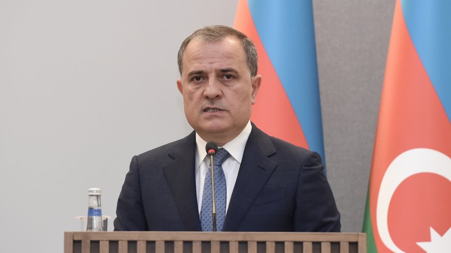 Ceyhun Bayramov: Ermənistanın hərbi büdcəsinin artması regionda sabitliyə təhdid yaradır