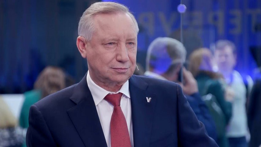 Bakıda anadan olan Beqlov Sankt-Peterburq qubernatoru seçkilərində öndədir