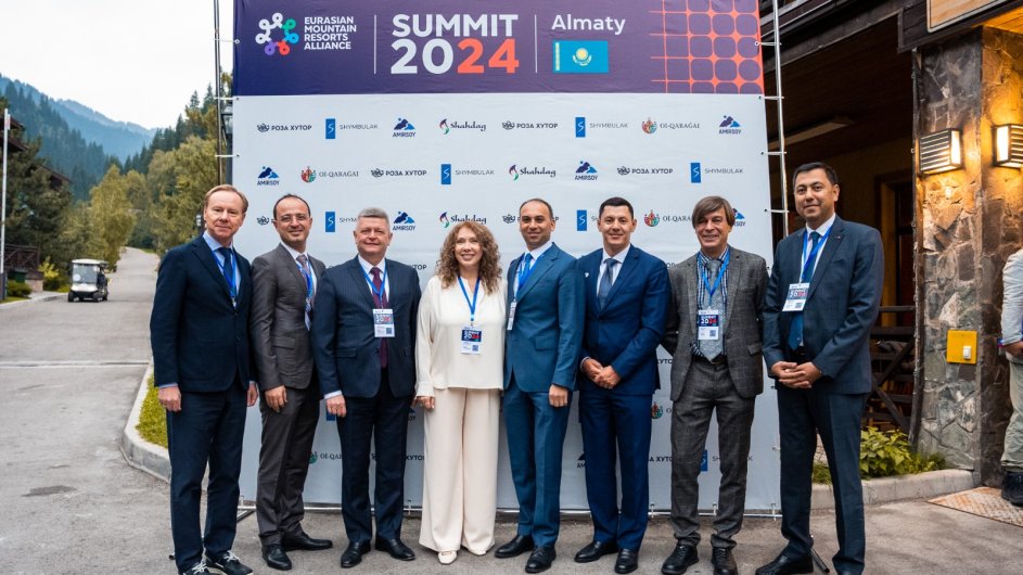 “Şahdağ” Turizm Mərkəzinin nümayəndə heyəti Avrasiya Dağ Kurortları Alyansının sammitində iştirak edib
