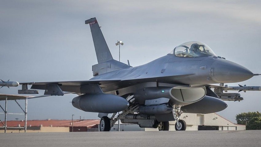 Niderland Ukraynaya öz silahı ilə Rusiyanın cəbhə arxasındakı hədəflərinə atəş açmağa icazə verib