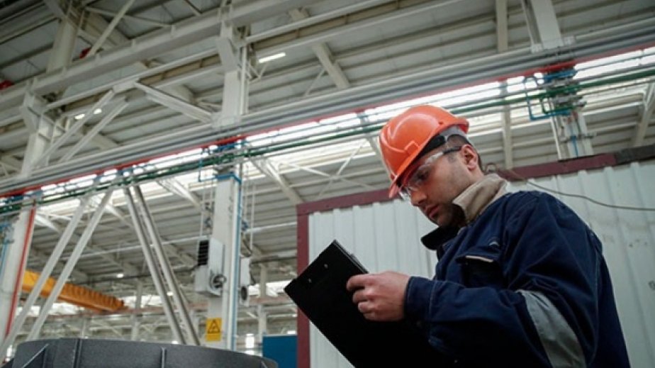 Bu il ölkədə sənaye məhsulu istehsalı 42 milyard manatı ötüb