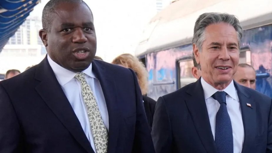 Britaniyanın xarici işlər naziri və ABŞ Dövlət katibi Kiyevə səfər ediblər