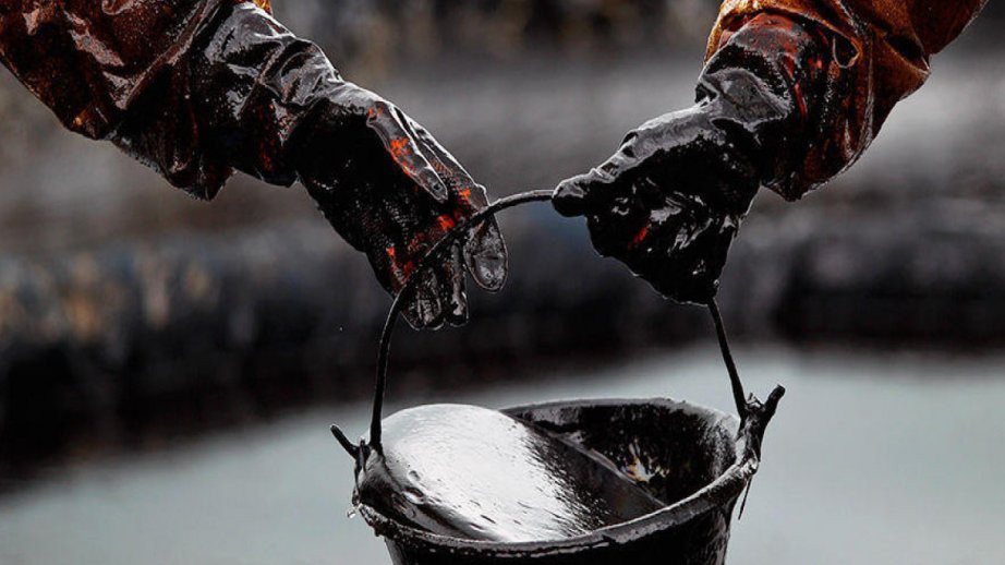 Dünya birjalarında neft ucuzlaşıb