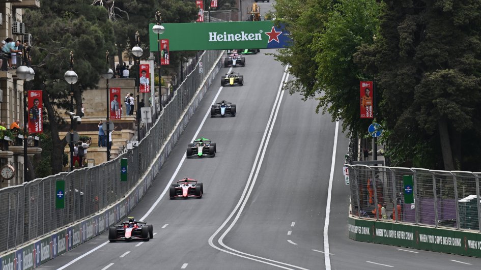 Formula 2: Bakıda keçirilən sprint yarışının qalibi müəyyənləşib