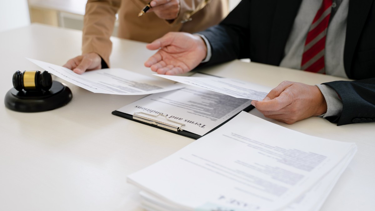 Tələbə arvadını və körpəsini öldürdüyünə  görə tutulan şəxsə ömürlük cəza istənilib