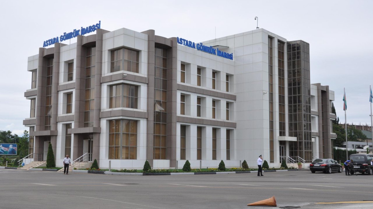 Azərbaycan İrana dəmiryolları üzərindən daxil olan yüklərdə ikincidir