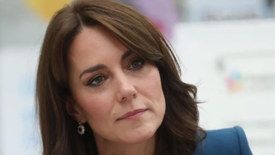 Keyt Middlton rəsmi vəzifəsinə qayıdıb