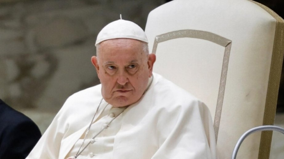 Roma Papası səhhətindəki problem səbəbindən bütün görüşlərini ləğv edib