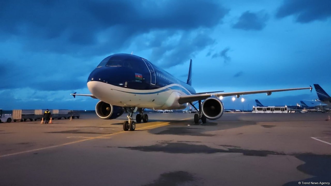 AZAL Tel-Əvivə uçuşları dayandırıb