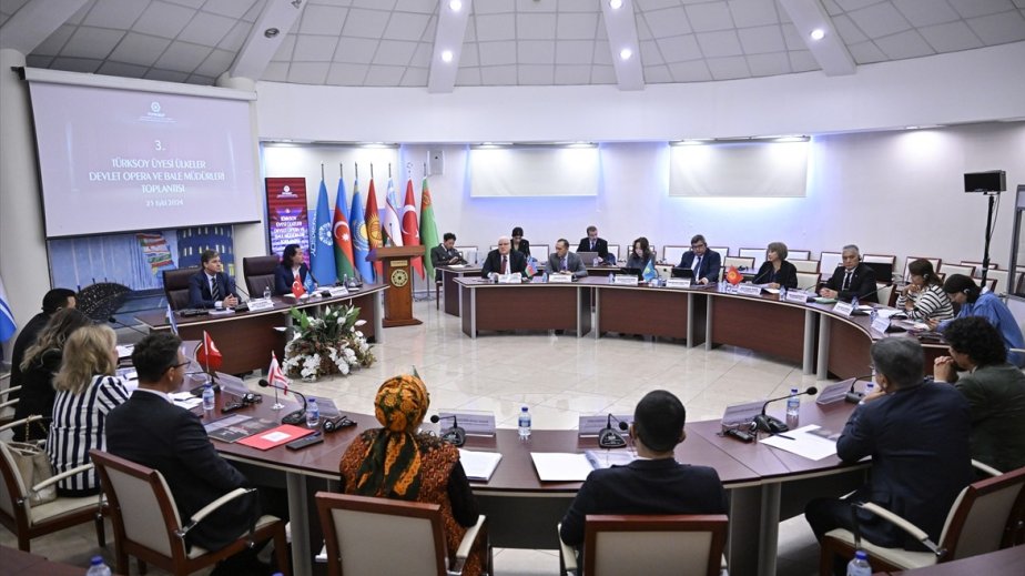 Ankarada TÜRKSOY-a üzv ölkələrin Opera və Balet Teatrları Direktorlar Şurasının üçüncü iclası keçirilib
