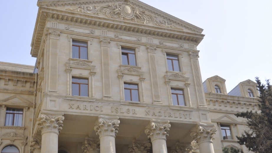 XİN Emmanuel Makronun Azərbaycan əleyhinə söylədiyi fikirlərə cavab verib