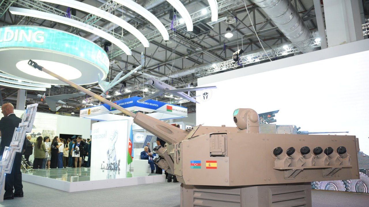Bakıda keçirilən "ADEX" Beynəlxalq müdafiə sərgisinin üçüncü günü başlayıb