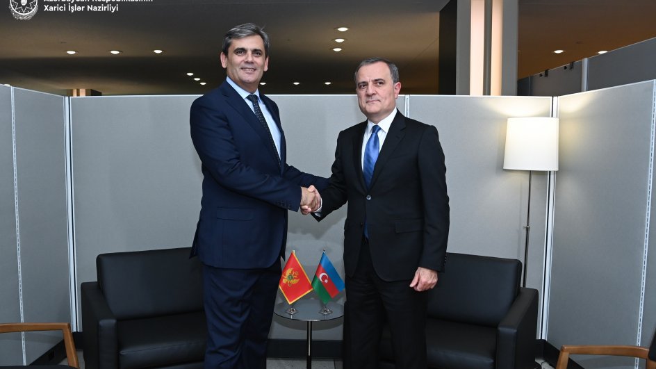 Azərbaycan və Monteneqro arasında ikitərəfli və regional məsələlərə dair fikir mübadiləsi aparılıb