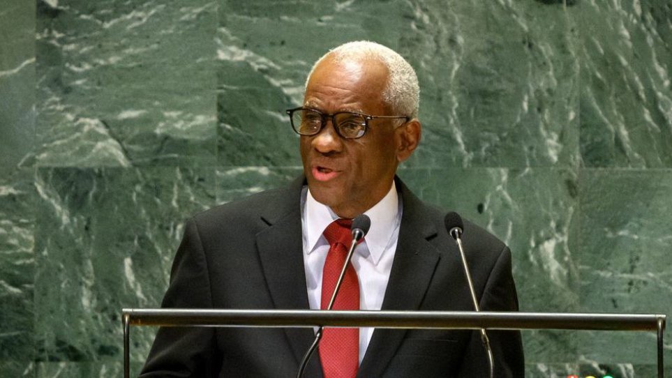 Müstəmləkəçi dövlət kimi Fransa Haitinin yaşadığı çətin şəraitə görə mənəvi və tarixi məsuliyyət daşıyır