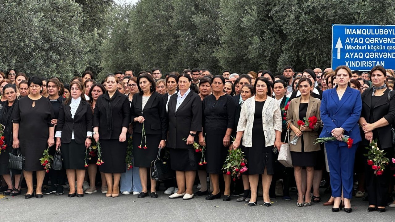 Ağdam sakinləri şəhidlərini anır