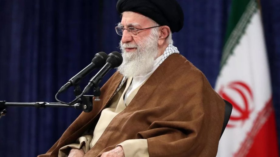 İranın ruhani lideri təhlükəsiz yerə köçürülüb