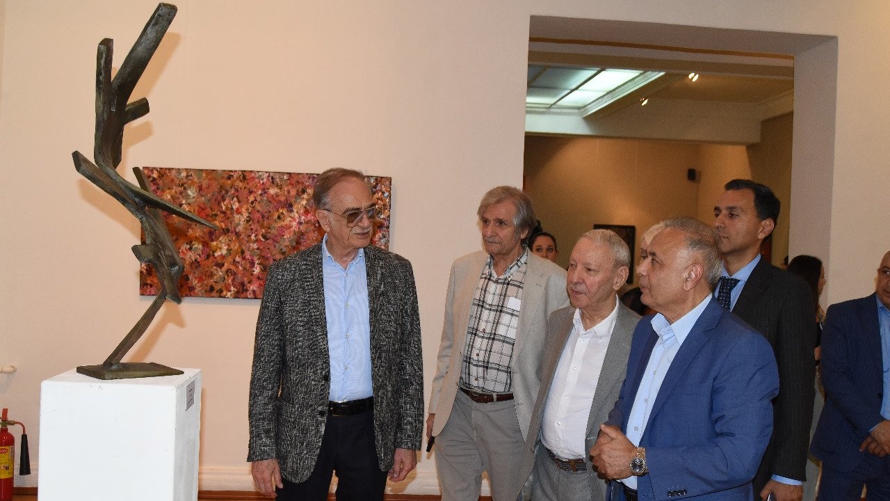 Muzey Mərkəzində "Azərbaycan rəssamlarının abstrakt incəsənət təcrübəsi" adlı sərginin açılışı keçirildi (FOTO)