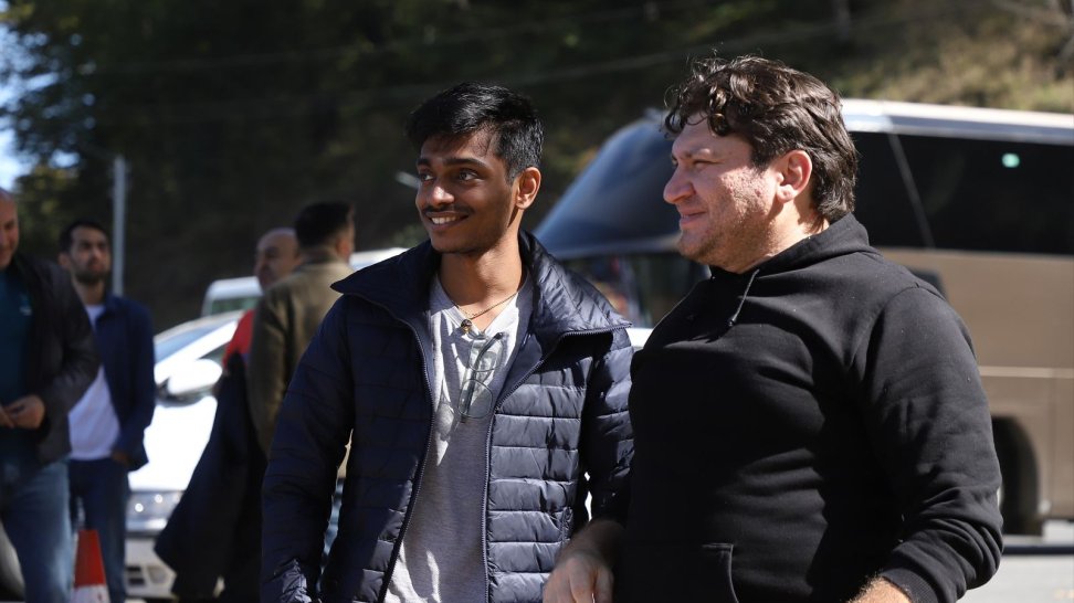 Vüqar Həşimov Memorialının iştirakçıları Şuşanı gəziblər