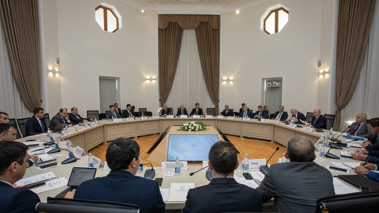 İşğaldan azad edilmiş ərazilərdə yaşıl enerji mənbələrindən istifadə əsas müzakirə mövzusu oldu