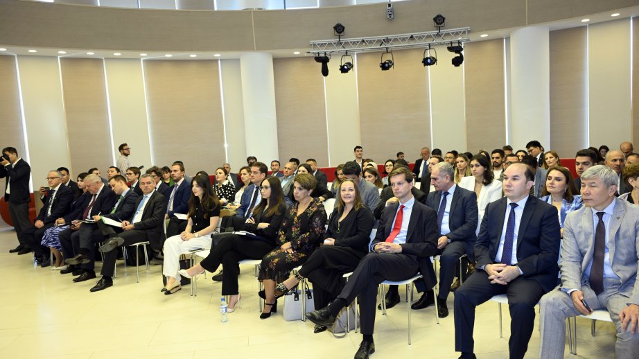 “COP29 çərçivəsində kənd təsərrüfatı və su resurslarının idarə edilməsində davamlılıq və yenilikçilik” beynəlxalq simpoziumu keçirilib