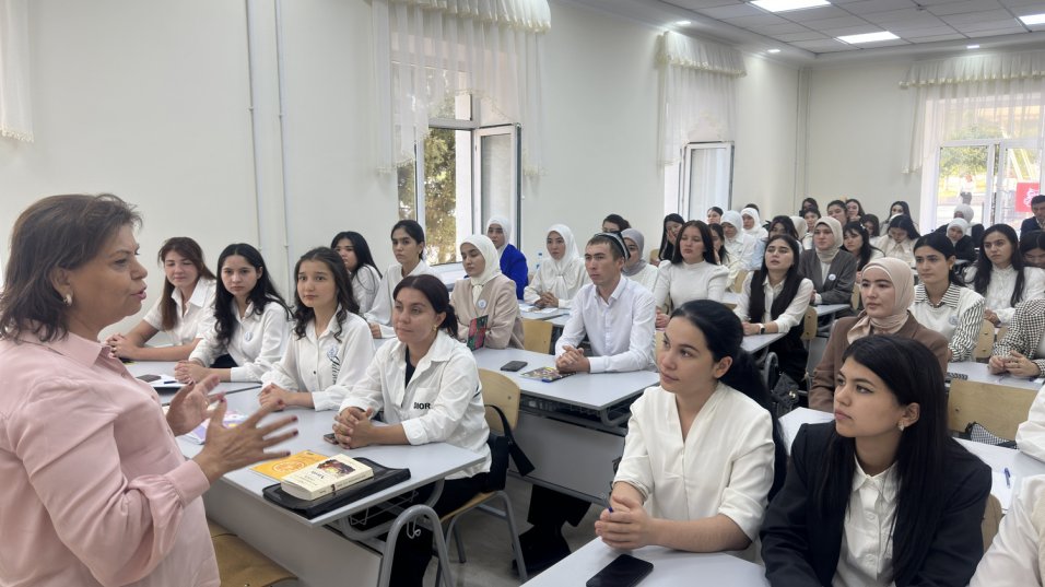 Özbəkistanın ali məktəblərində Qərbi Azərbaycana həsr olunmuş mühazirələr dinlənilib