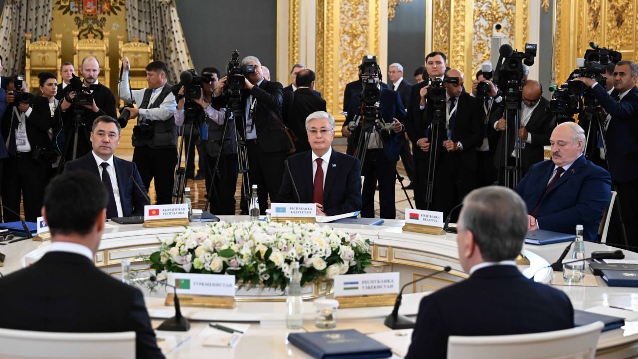 Tranzit marşrutlarının inkişafı MDB-nin infrastrukturunda əsas rol oynayır - Tokayev